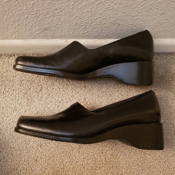 Bare Traps black shoes - Picture 2 of 5